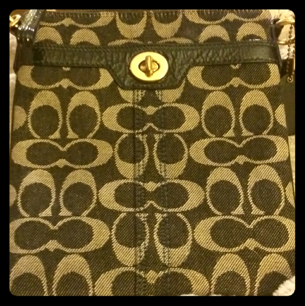 COACH CROSSBODY PURSE